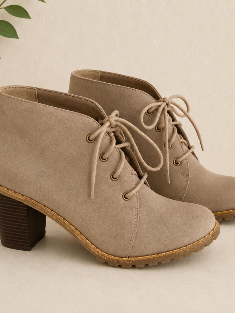 Restricted Lace Up Boots with Chunky Heel